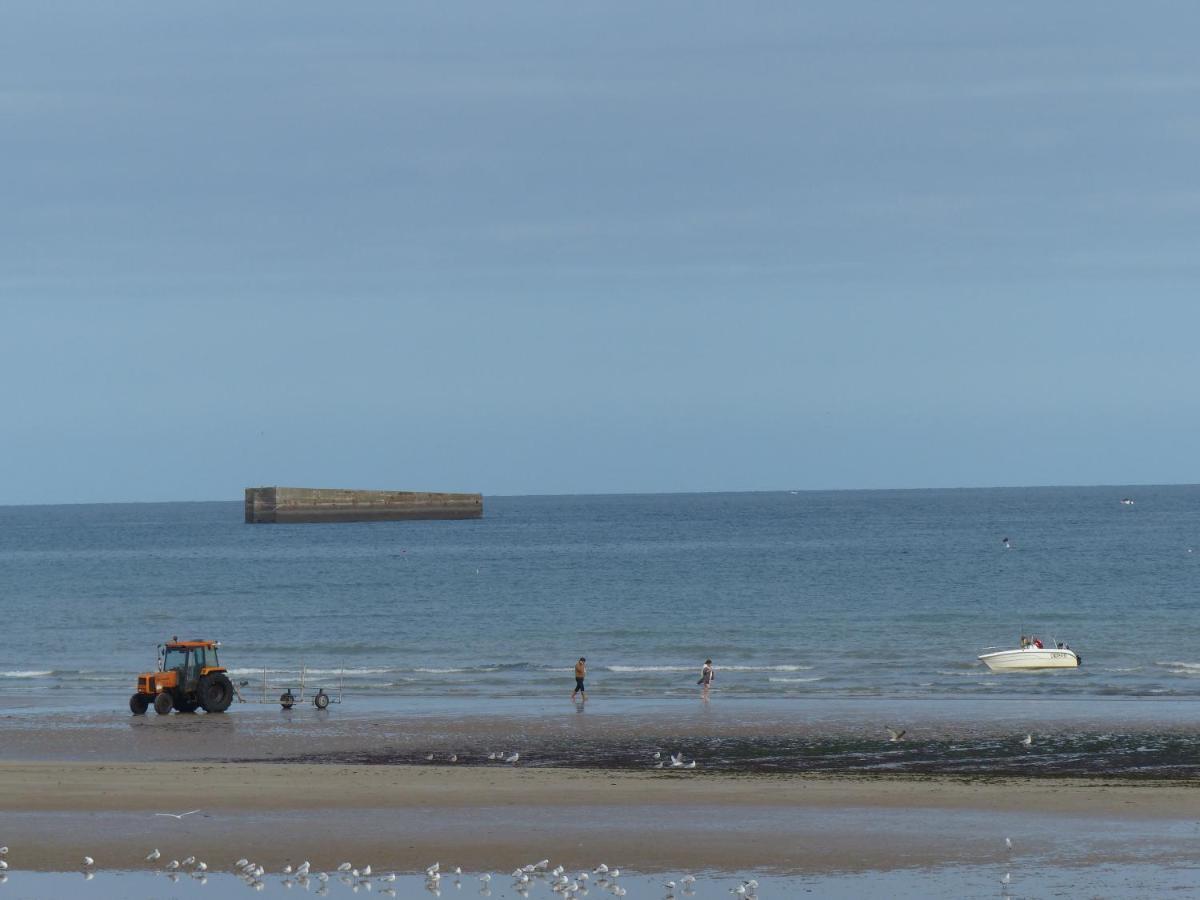Le Ruban Bleu Face A La Mer Arromanches-les-Bains Eksteriør bilde